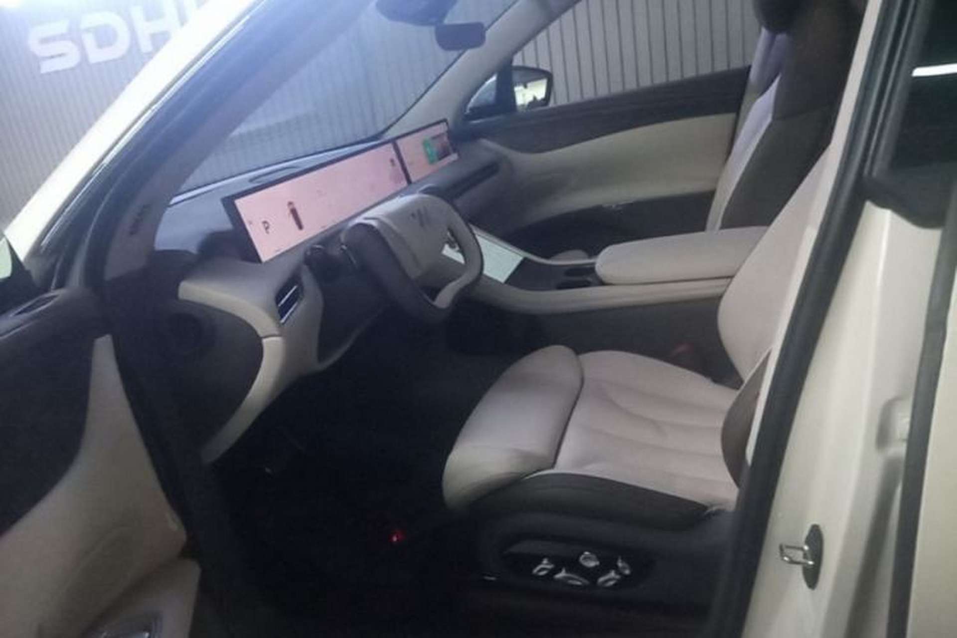Used IM LS7 2024 100kWh Max Lux Rear-Drive Version Driver Seat