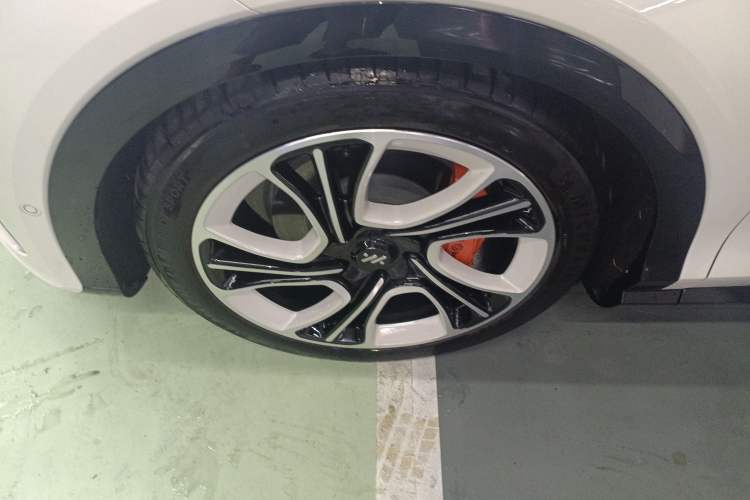 Used IM LS7 2024 90 kWh Max Elite Rear-Drive Version Exterior 1