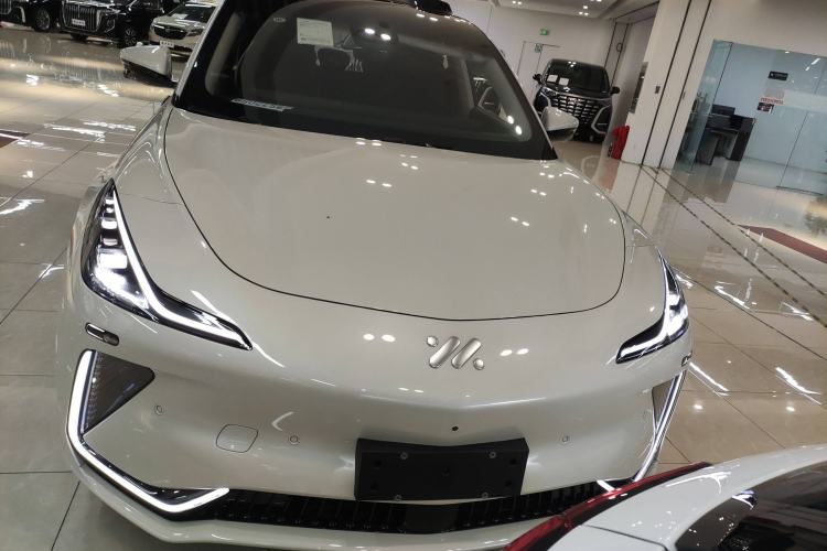 Used IM LS7 2024 90 kWh Max Elite Rear-Drive Version Exterior 1