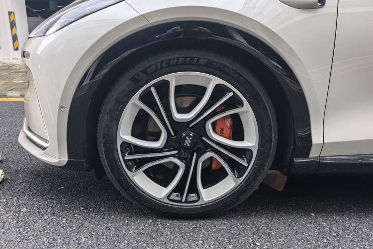 Used IM LS7 2024 90 kWh Max Elite Rear-Drive Version Exterior 8
