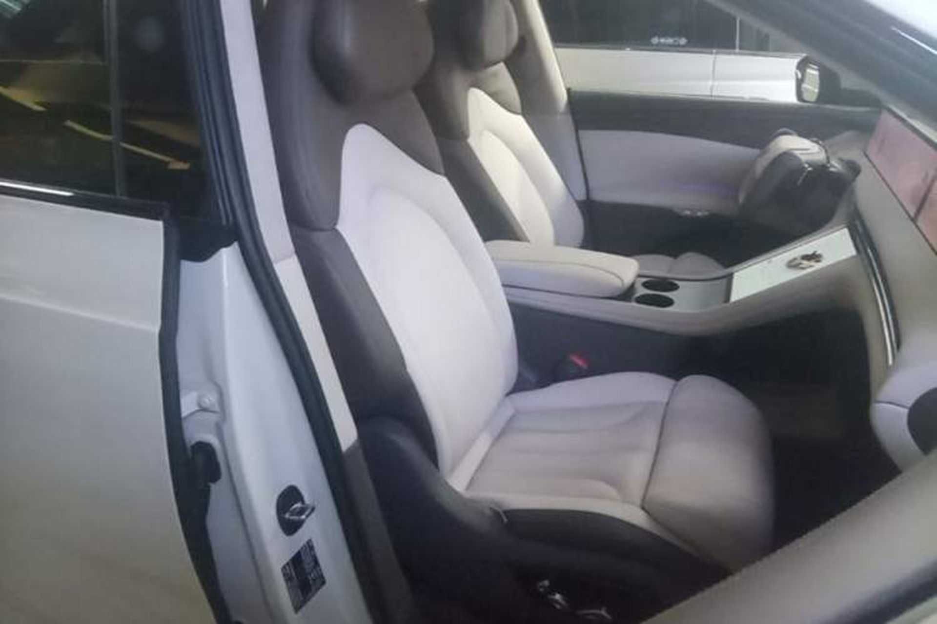 Used IM LS7 2024 100kWh Max Lux Rear-Drive Version Right Front Seat