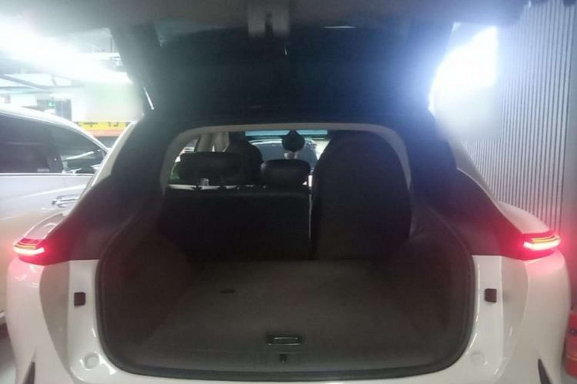 Used IM LS7 2024 100kWh Max Lux Rear-Drive Version Trunk
