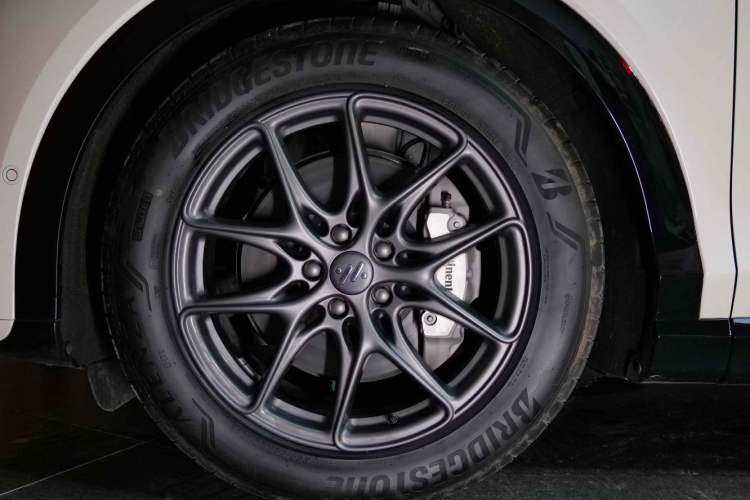 Used IM LS7 2024 90 kWh Max Elite Rear-Drive Version Exterior 7