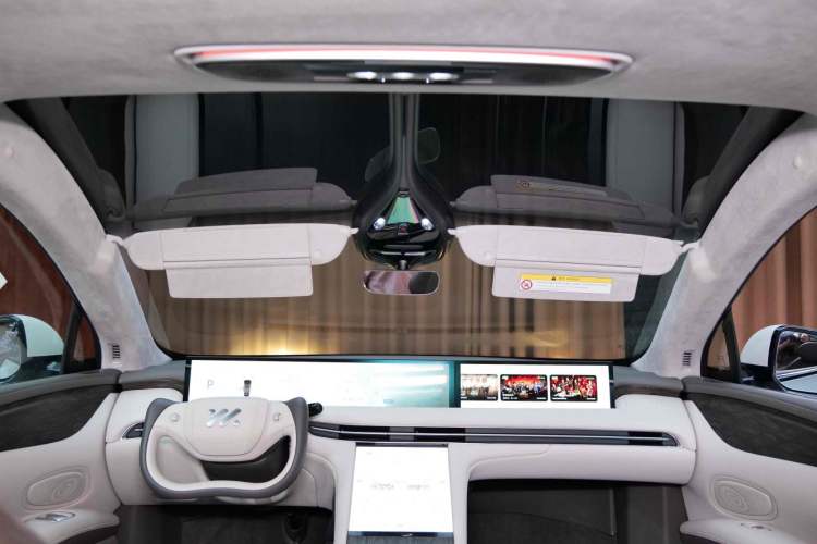 Used IM LS7 2024 90 kWh Max Elite Rear-Drive Version Interior 10