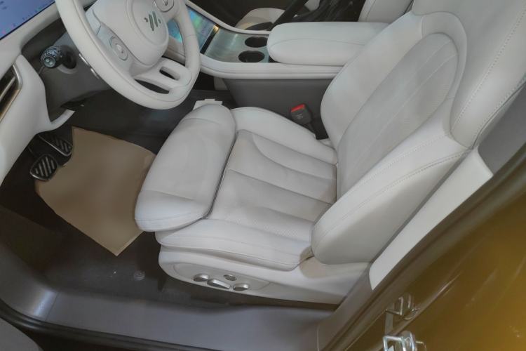 Used IM LS7 2025 New Edition Ultra Left Front Seat