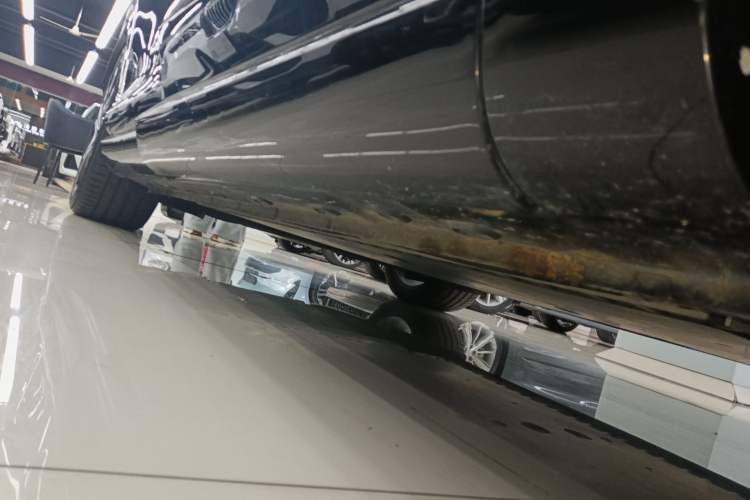Used IM LS7 2025 New Edition Ultra Right Side Sill