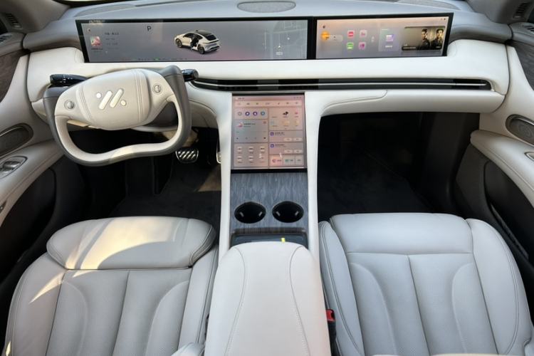 Used IM LS7 2025 New Edition Ultra Interior 10