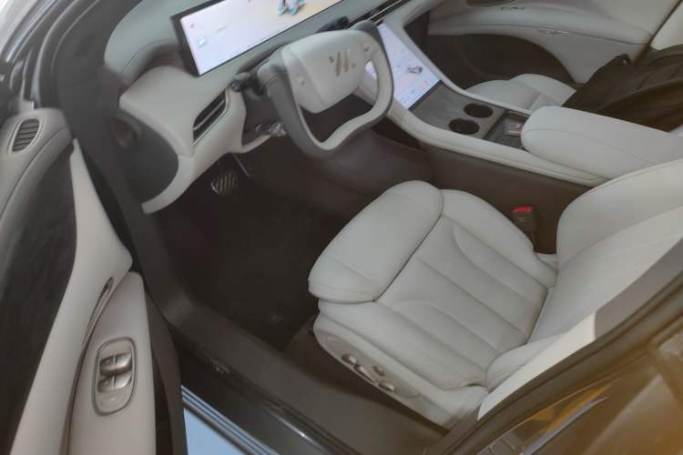 Used IM LS7 2025 New Edition Ultra Interior 3