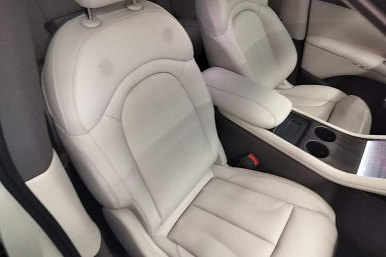 Used IM LS7 2025 New Edition Ultra Right Front Seat