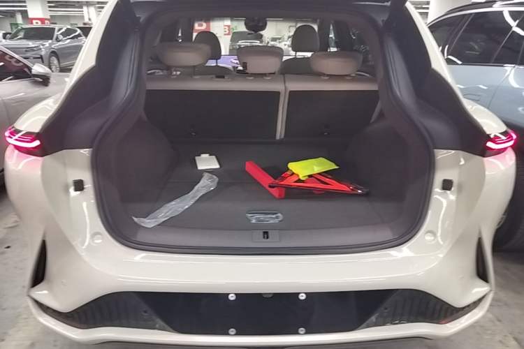 Used IM LS7 2025 New Edition Ultra Trunk