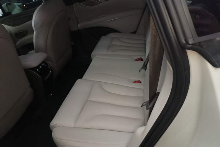 Used IM LS7 2025 New Edition Ultra Left Rear Seat