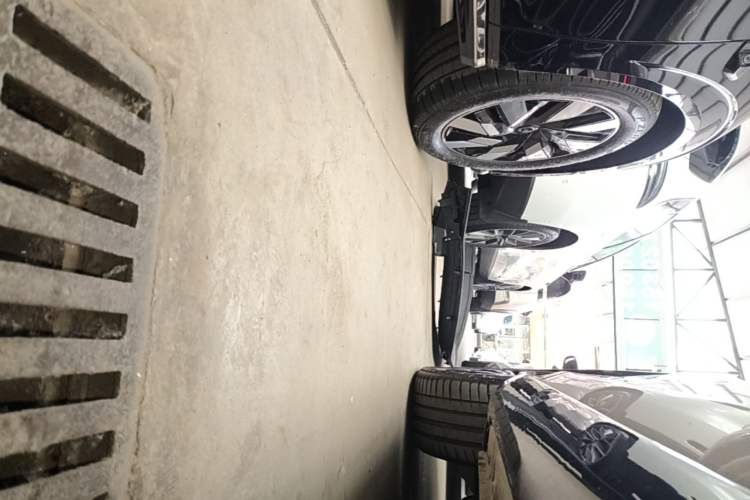 Used IM LS7 2025 New Edition Ultra Left Side Sill