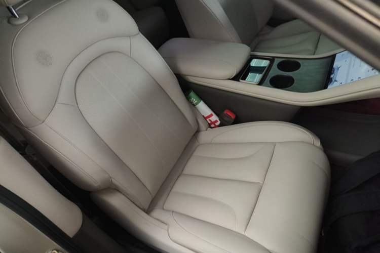 Used IM LS7 2025 New Edition Ultra Right Front Seat