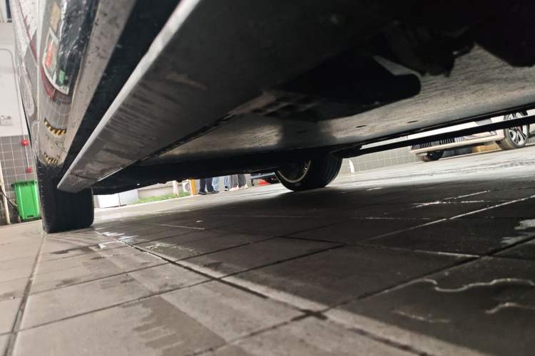 Used IM LS9 2026 Model 52 Ultra Chassis Front Right
