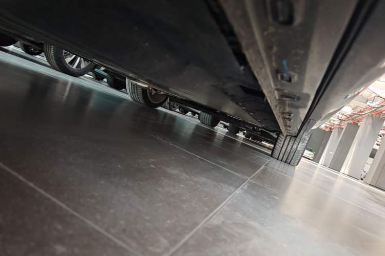Used IM LS9 2026 Model 52 Ultra Chassis Rear Right