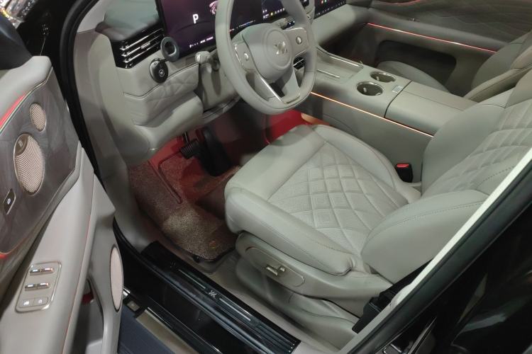 Used IM LS9 2026 Model 66 Ultra Driver Seat