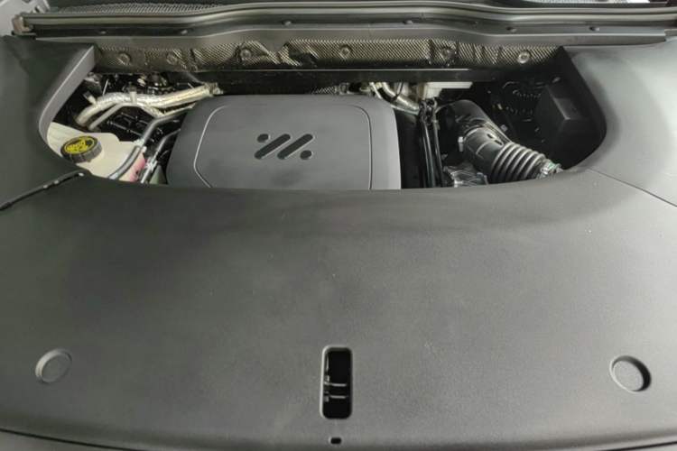 Used IM LS9 2026 Model 52 Ultra Engine Bay