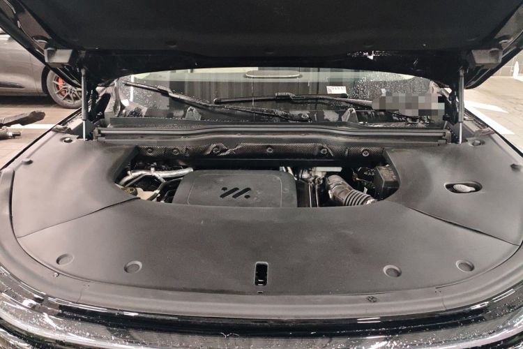 Used IM LS9 2026 Model 52 Ultra Engine Bay