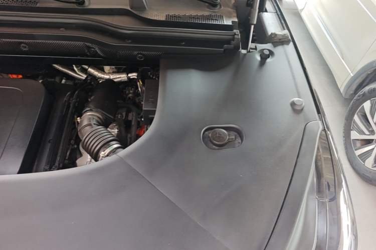 Used IM LS9 2026 Model 52 Ultra Engine Bay Left