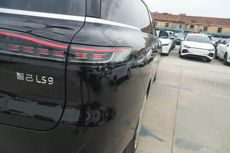 Used IM LS9 2026 Model 66 Ultra Exterior 3