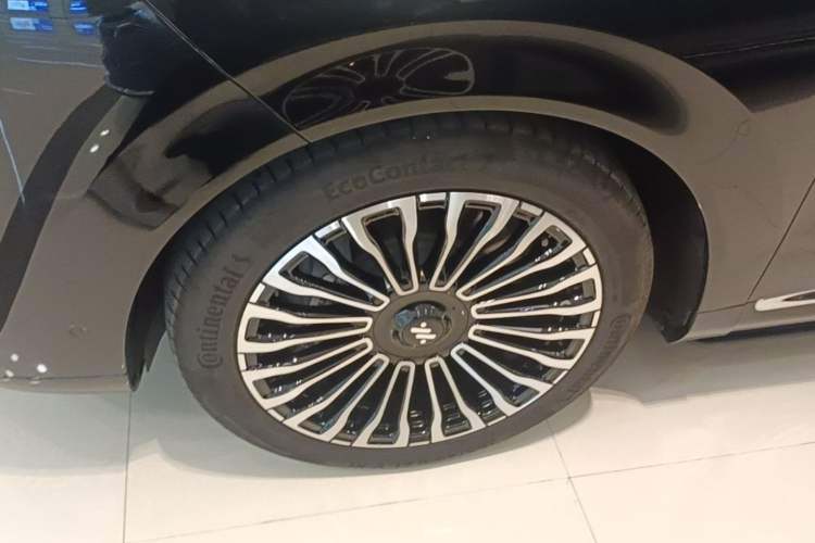 Used IM LS9 2026 Model 52 Ultra Exterior 4