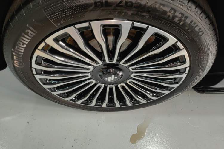 Used IM LS9 2026 Model 52 Ultra Exterior 5