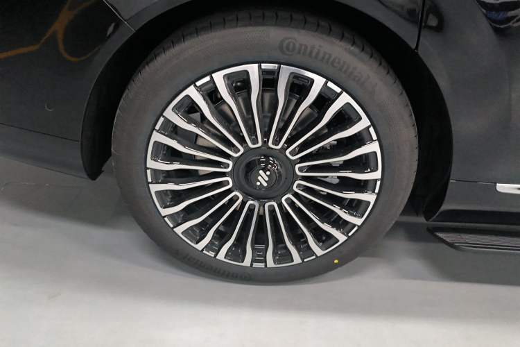 Used IM LS9 2026 Model 66 Ultra Exterior 5