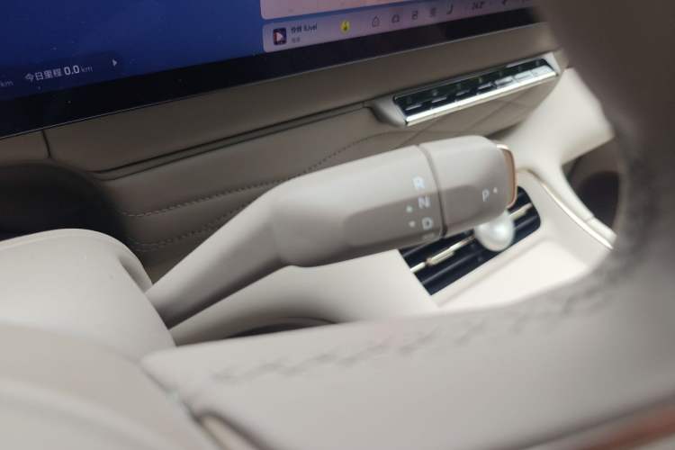Used IM LS9 2026 Model 66 Ultra Gear Lever