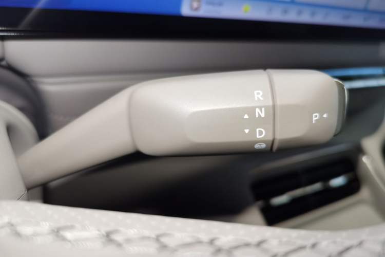 Used IM LS9 2026 Model 66 Ultra Gear Lever