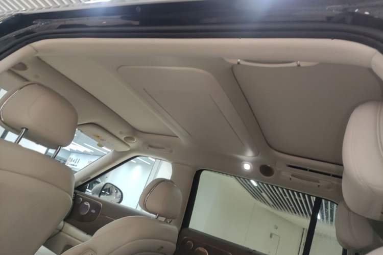 Used IM LS9 2026 Model 52 Ultra Headliner