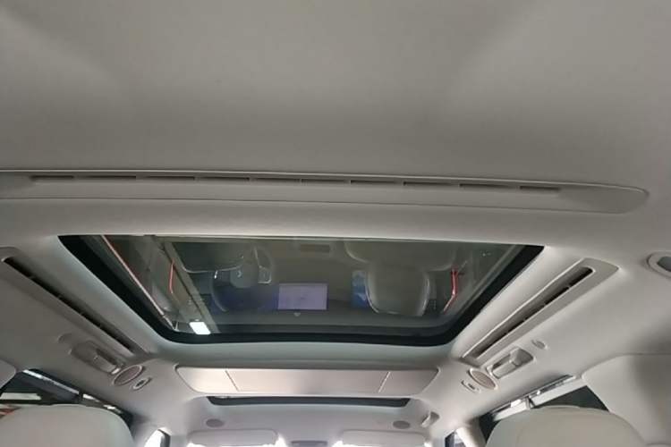 Used IM LS9 2026 Model 66 Ultra Headliner