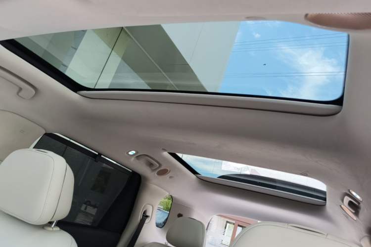 Used IM LS9 2026 Model 52 Ultra Headliner