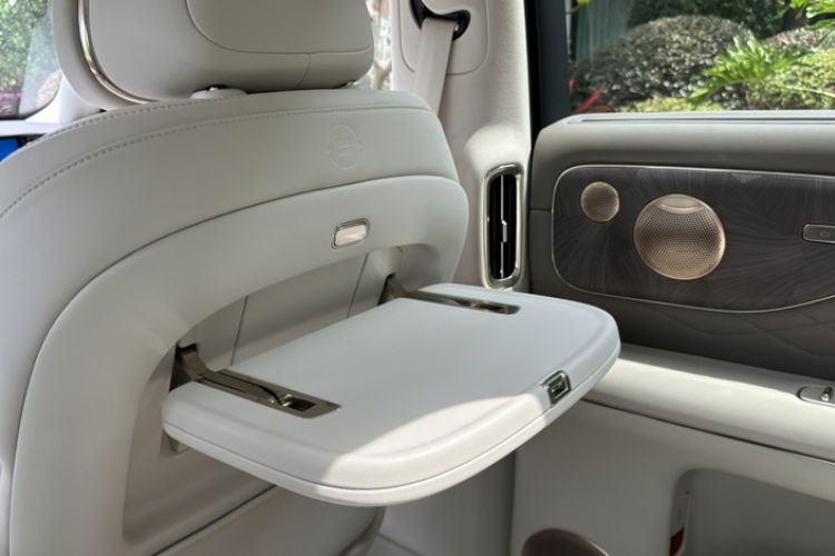 Used IM LS9 2026 Model 66 Ultra Interior 1