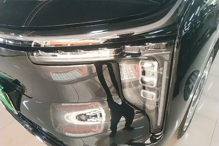 Used IM LS9 2026 Model 66 Ultra Left Front Headlight