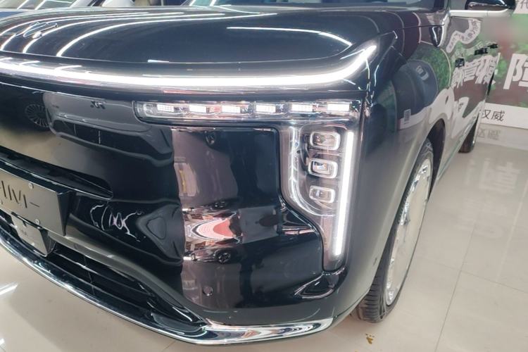 Used IM LS9 2026 Model 52 Ultra Left Front Headlight