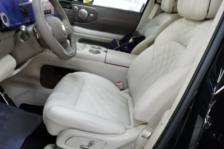 Used IM LS9 2026 Model 66 Ultra Left Front Seat