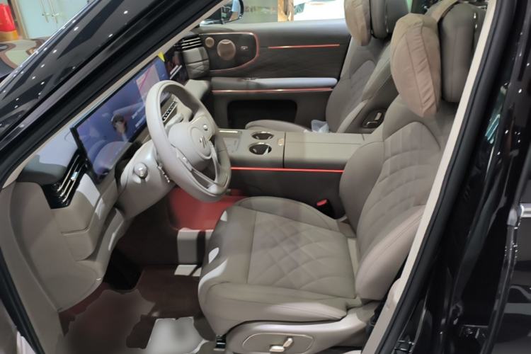 Used IM LS9 2026 Model 52 Ultra Left Front Seat