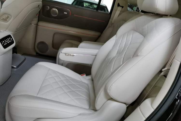Used IM LS9 2026 Model 66 Ultra Left Rear Seat
