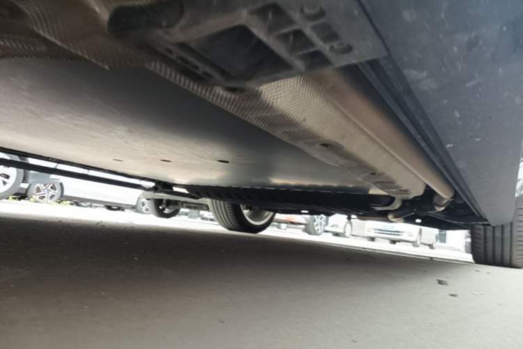 Used IM LS9 2026 Model 66 Ultra Left Side Sill
