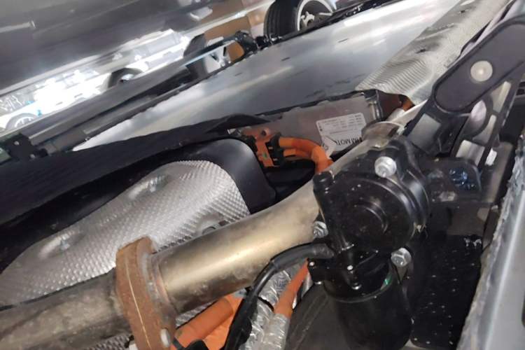Used IM LS9 2026 Model 66 Ultra Left Side Sill