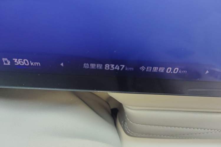Used IM LS9 2026 Model 52 Ultra Odometer Close Up