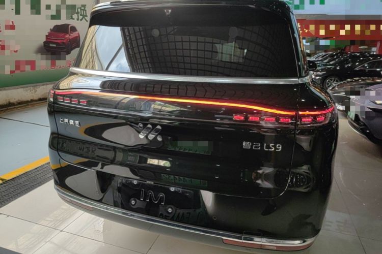 Used IM LS9 2026 Model 52 Ultra Rear