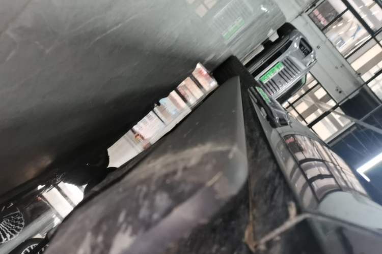 Used IM LS9 2026 Model 52 Ultra Right Side Sill