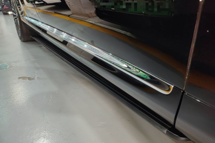 Used IM LS9 2026 Model 52 Ultra Right Side Sill