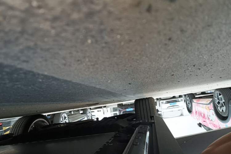 Used IM LS9 2026 Model 66 Ultra Right Side Sill