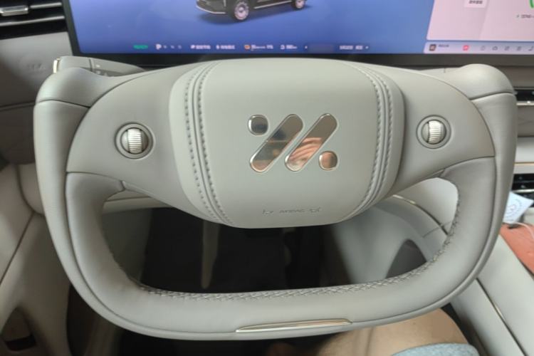 Used IM LS9 2026 Model 52 Ultra Steering Wheel