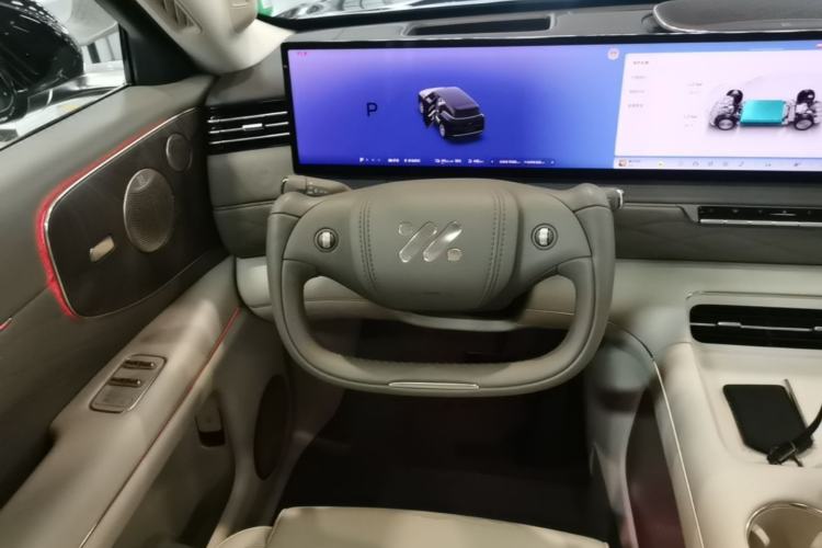 Used IM LS9 2026 Model 52 Ultra Steering Wheel
