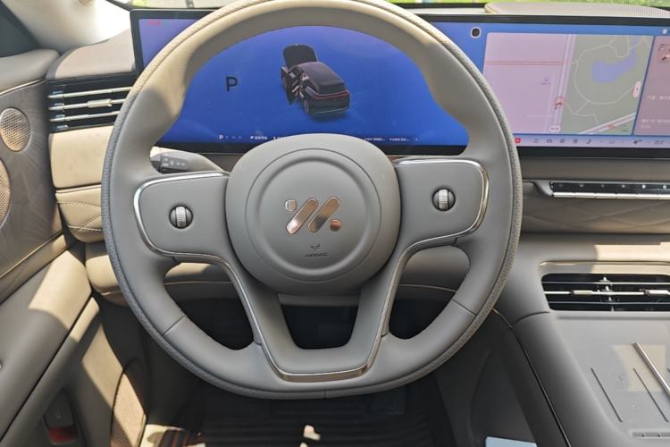 Used IM LS9 2026 Model 52 Ultra Steering Wheel