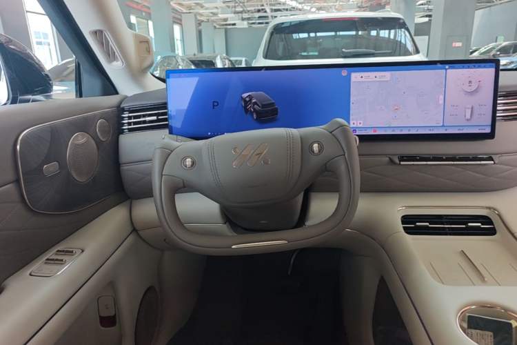 Used IM LS9 2026 Model 52 Ultra Steering Wheel