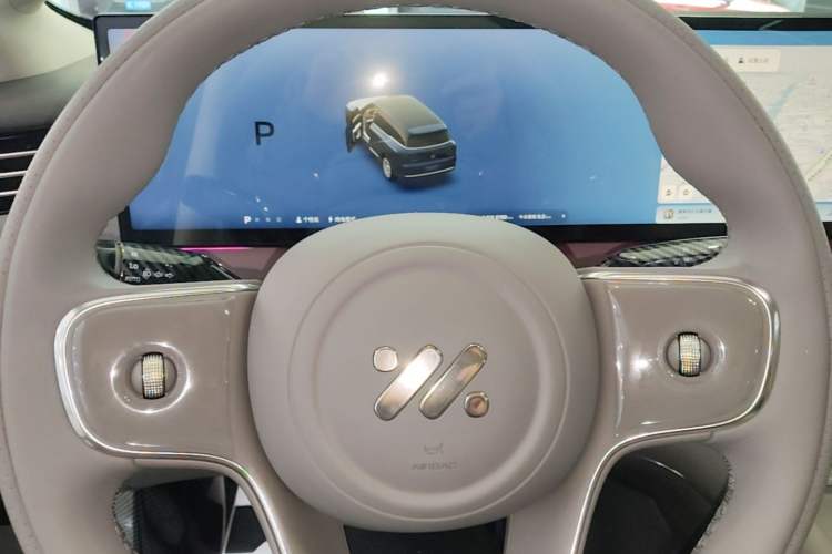 Used IM LS9 2026 Model 66 Ultra Steering Wheel